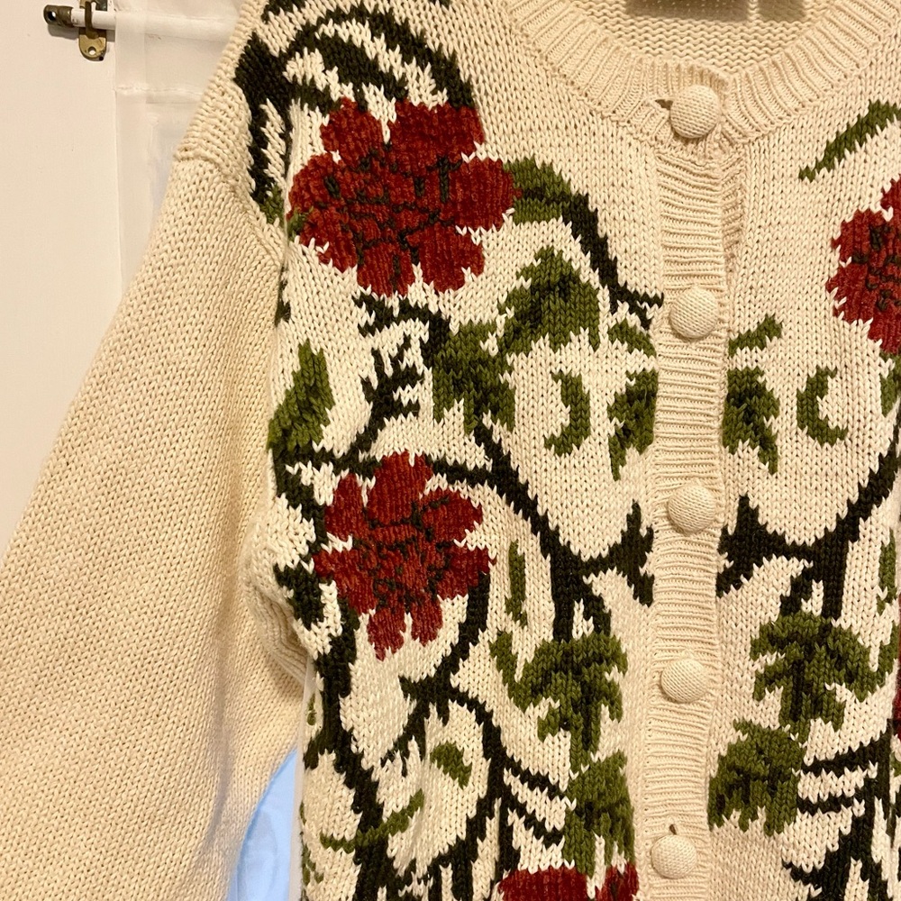 Vintage knit floral cardigan